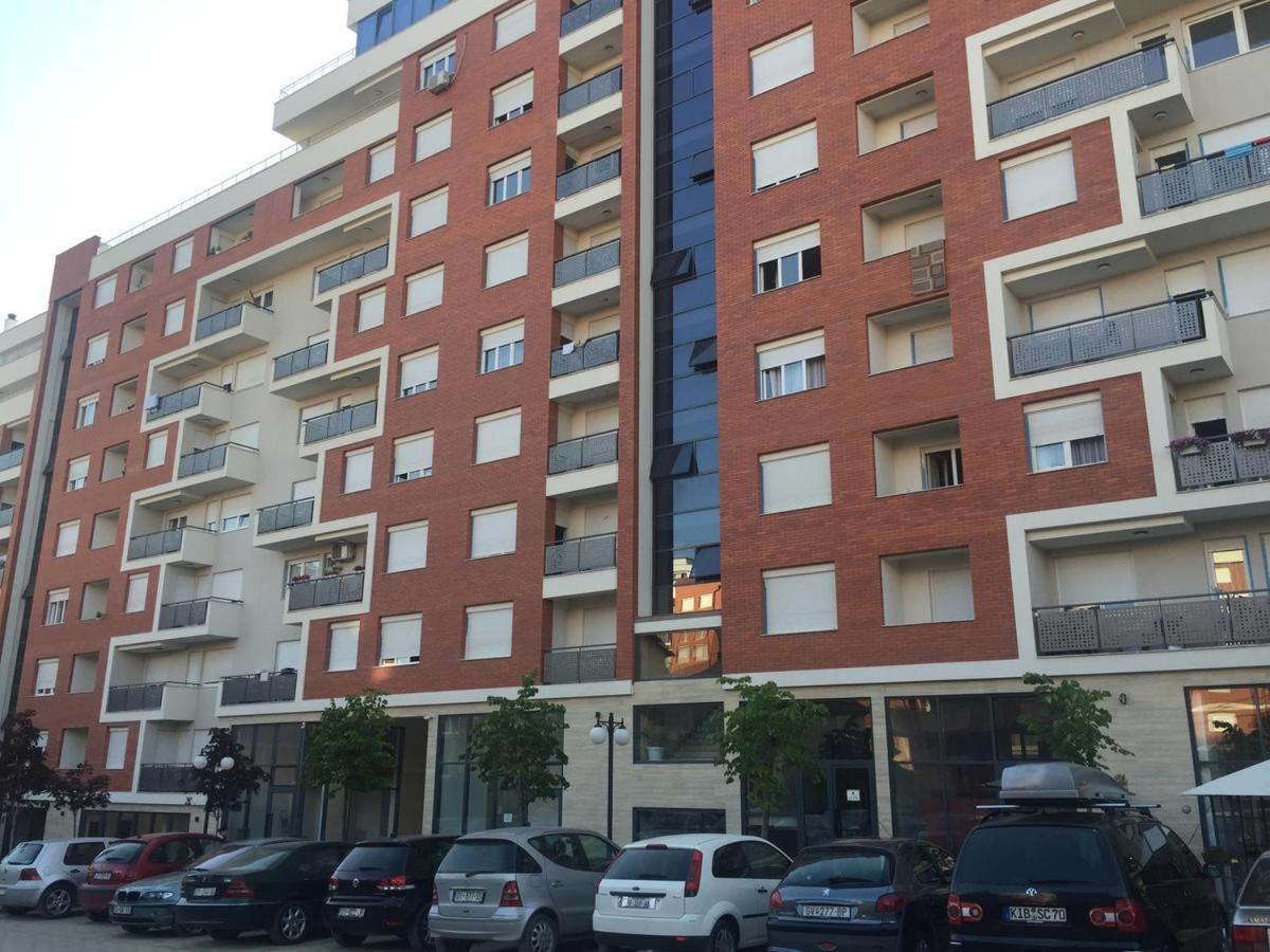 Blini Complex Apartman Pristina Kültér fotó