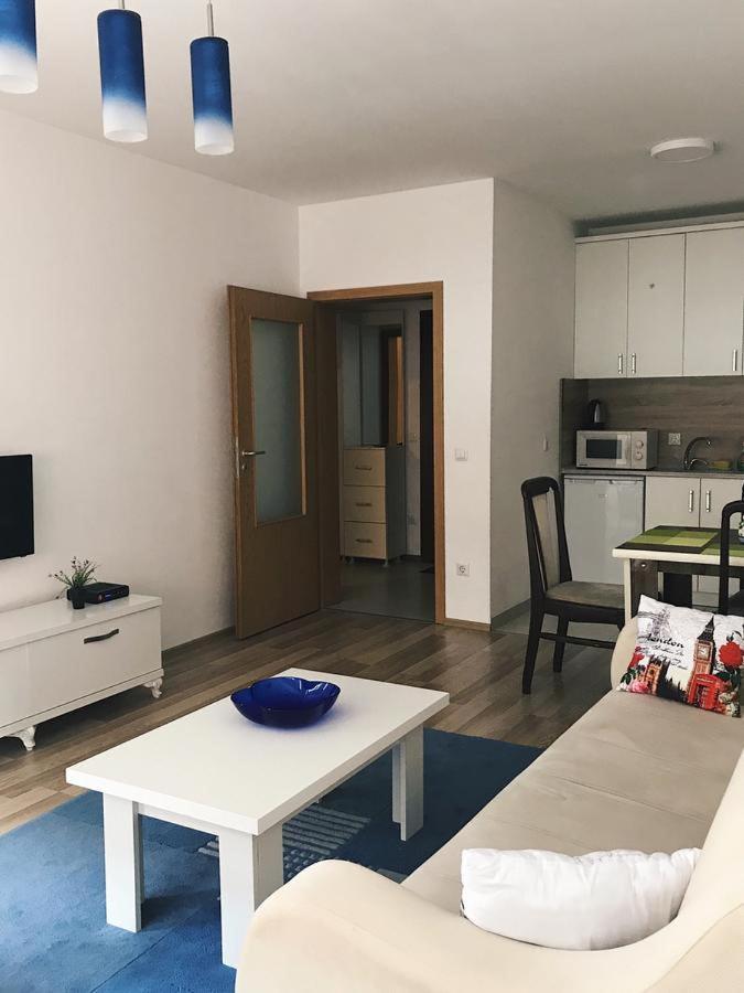 Blini Complex Apartman Pristina Kültér fotó