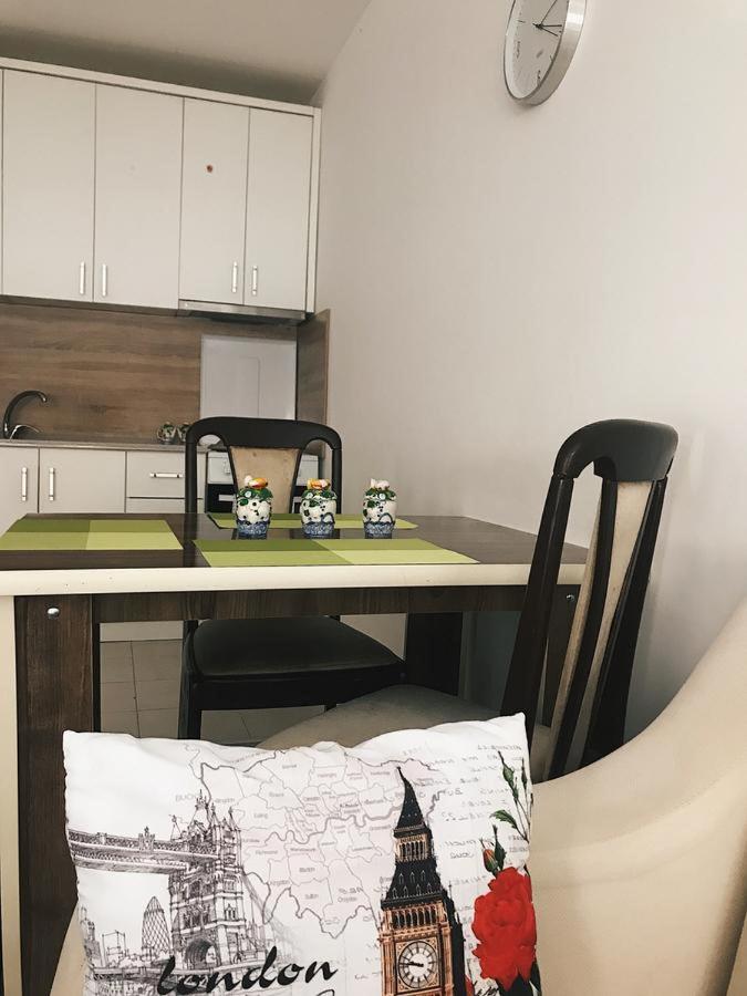 Blini Complex Apartman Pristina Kültér fotó
