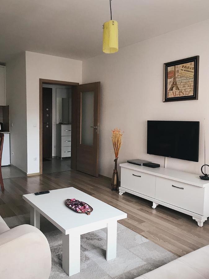 Blini Complex Apartman Pristina Kültér fotó